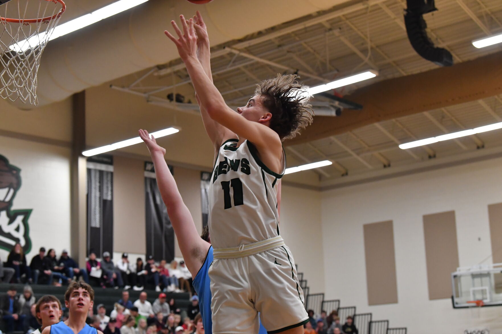 Woodland boys basketball Logan